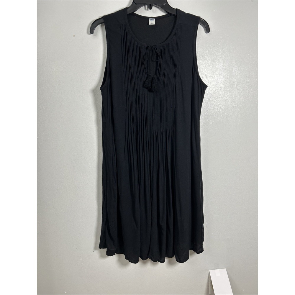 OLD NAVY WOMEN L LITTLE BLACK SLEEVELESS DRESS LINED V NECK WITH TASSELS 6428
